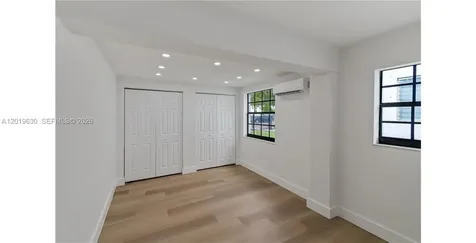 1409 NW 44th Street Miami FL 33142