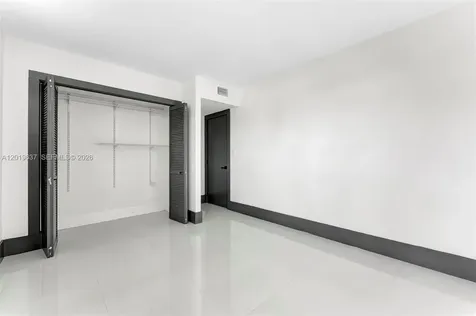 20441 NE 30th Avenue Aventura FL 33180