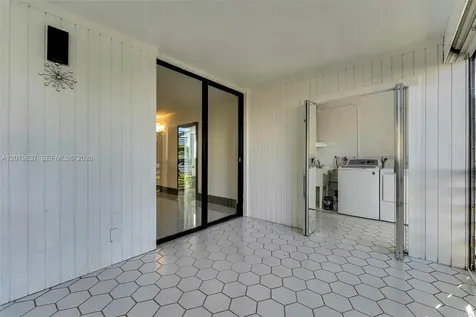20441 NE 30th Avenue Aventura FL 33180