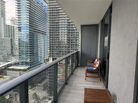 55 SW 9th Street Miami FL 33130