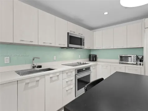 55 SW 9th Street Miami FL 33130