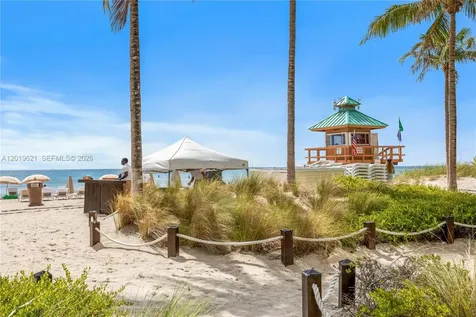 18975 Collins Avenue Sunny Isles Beach FL 33160