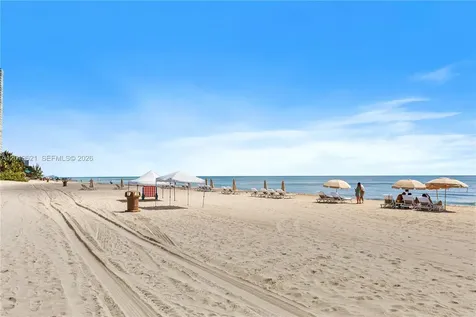 18975 Collins Avenue Sunny Isles Beach FL 33160