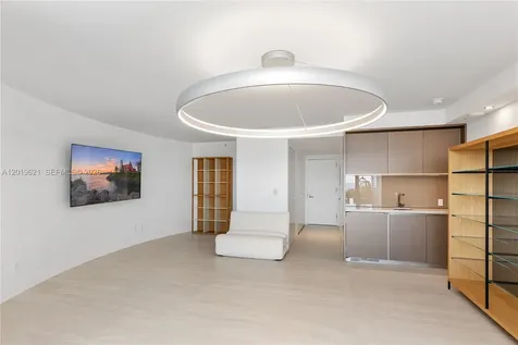 18975 Collins Avenue Sunny Isles Beach FL 33160