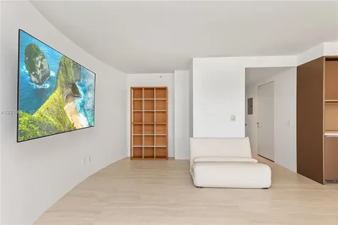 18975 Collins Avenue Sunny Isles Beach FL 33160