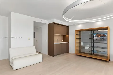 18975 Collins Avenue Sunny Isles Beach FL 33160