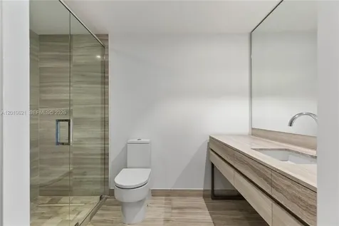 18975 Collins Avenue Sunny Isles Beach FL 33160