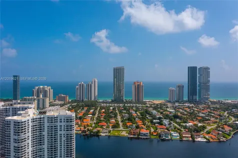 18975 Collins Avenue Sunny Isles Beach FL 33160