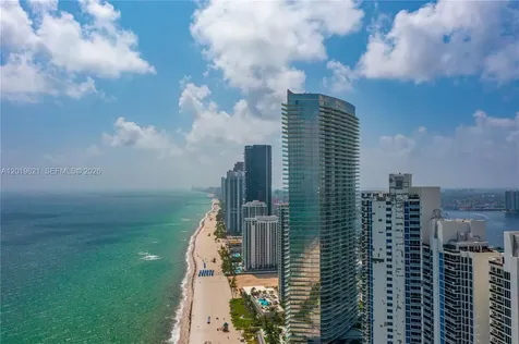 18975 Collins Avenue Sunny Isles Beach FL 33160