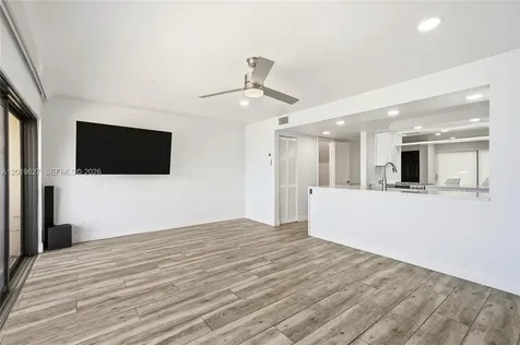 2757 NE 165th Terrace North Miami Beach FL 33160