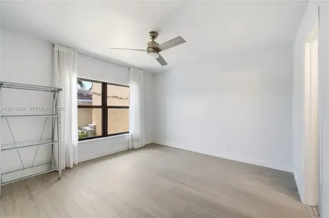 2757 NE 165th Terrace North Miami Beach FL 33160