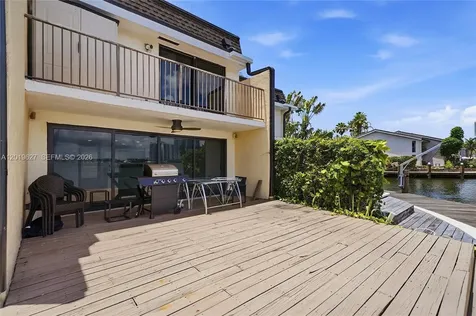 2757 NE 165th Terrace North Miami Beach FL 33160