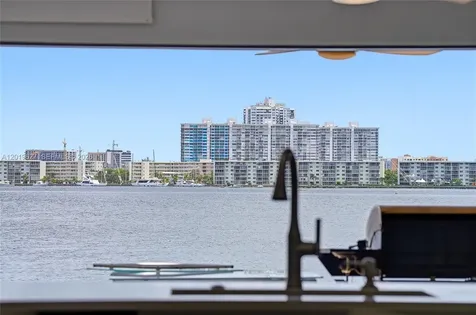 2757 NE 165th Terrace North Miami Beach FL 33160