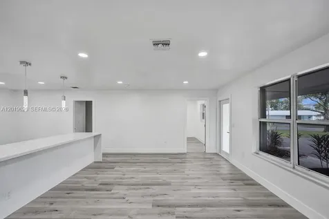101 SW 53rd Avenue Plantation FL 33317