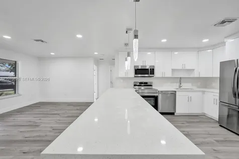 101 SW 53rd Avenue Plantation FL 33317