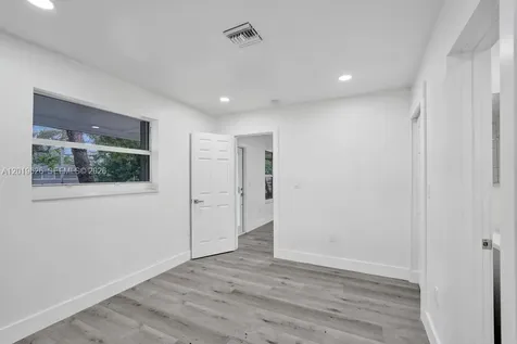 101 SW 53rd Avenue Plantation FL 33317