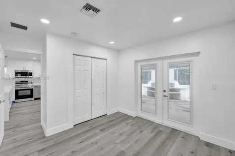 101 SW 53rd Avenue Plantation FL 33317