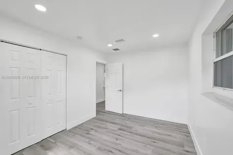 101 SW 53rd Avenue Plantation FL 33317