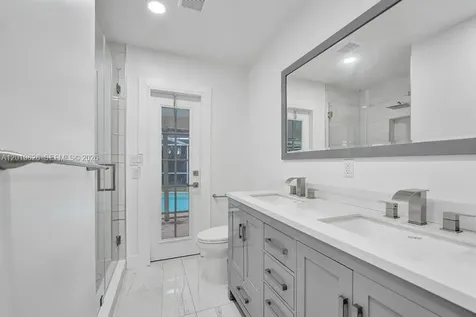 101 SW 53rd Avenue Plantation FL 33317