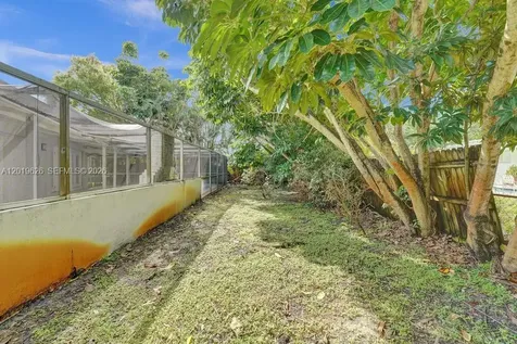 101 SW 53rd Avenue Plantation FL 33317