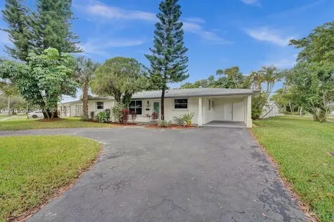 101 SW 53rd Avenue Plantation FL 33317