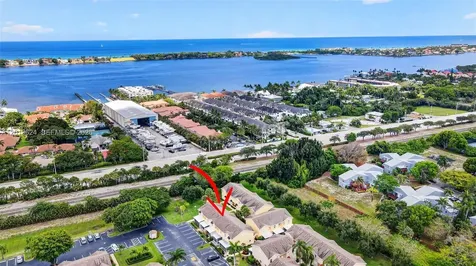 341 Waterside Drive Hypoluxo FL 33462