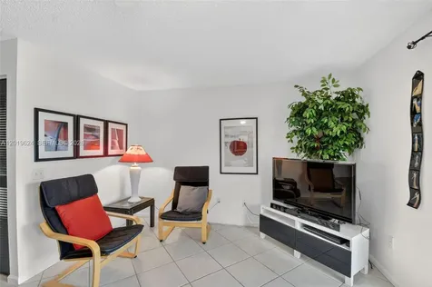 341 Waterside Drive Hypoluxo FL 33462