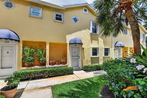 341 Waterside Drive Hypoluxo FL 33462