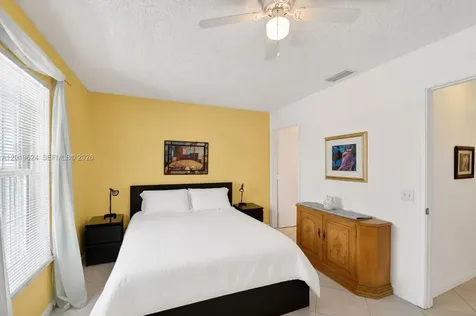 341 Waterside Drive Hypoluxo FL 33462