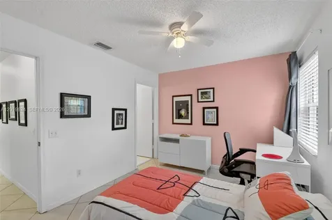 341 Waterside Drive Hypoluxo FL 33462