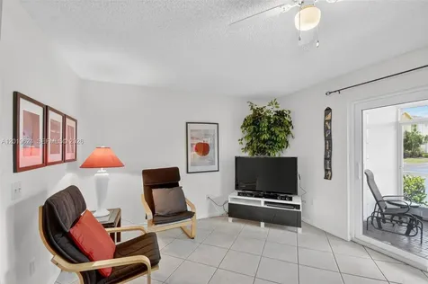 341 Waterside Drive Hypoluxo FL 33462