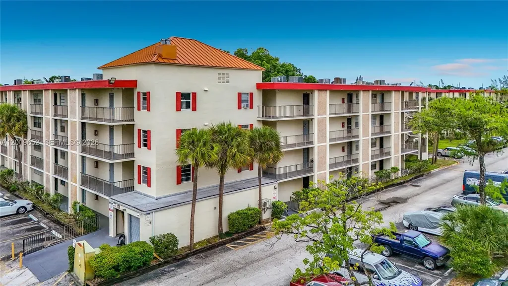 3000 NW 48th Terrace Lauderdale Lakes FL 33313