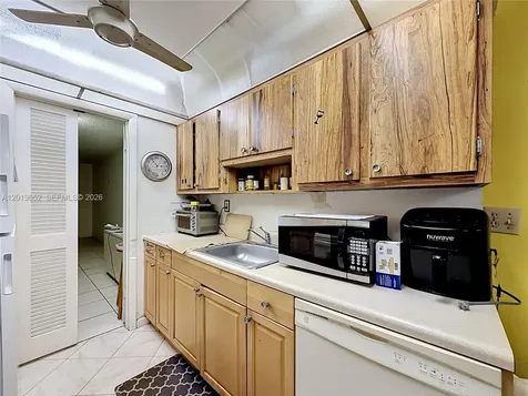 3000 NW 48th Terrace Lauderdale Lakes FL 33313
