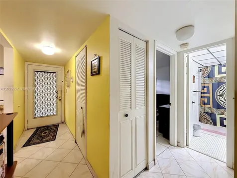 3000 NW 48th Terrace Lauderdale Lakes FL 33313