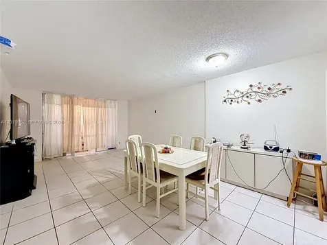 3000 NW 48th Terrace Lauderdale Lakes FL 33313