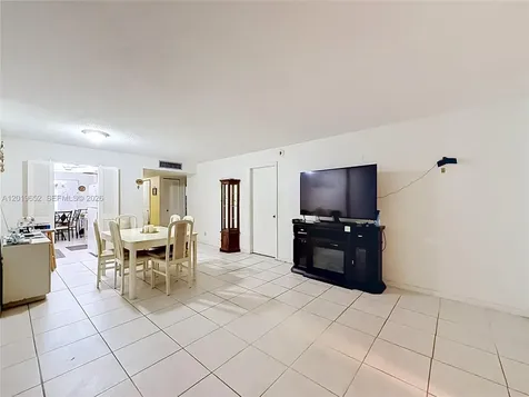 3000 NW 48th Terrace Lauderdale Lakes FL 33313
