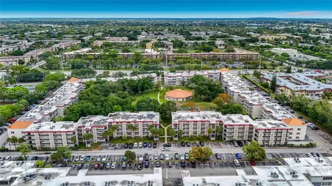 3000 NW 48th Terrace Lauderdale Lakes FL 33313