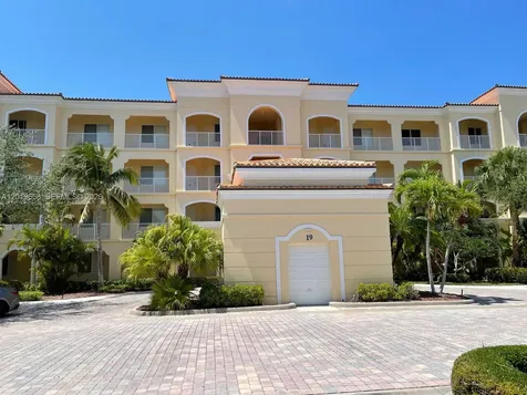 19 W Harbour Isle Drive W Fort Pierce FL 34949