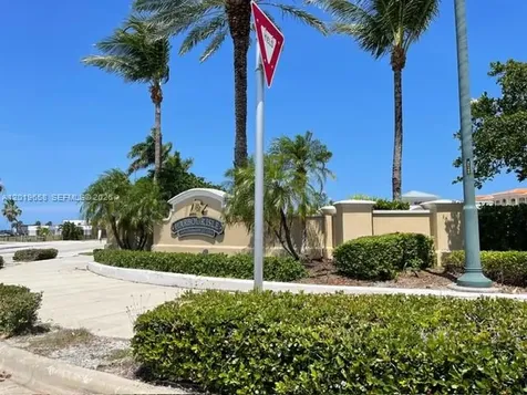 19 W Harbour Isle Drive W Fort Pierce FL 34949