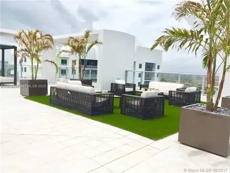 1010 SW 2nd Avenue Miami FL 33130