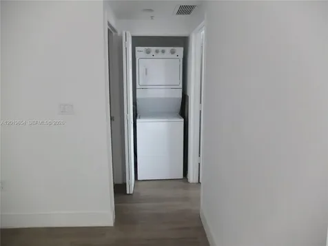 275 NE 18th Street Miami FL 33132