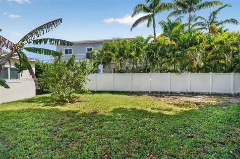 8 Ocean View Boulevard Key Largo FL 33037