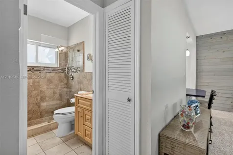 8 Ocean View Boulevard Key Largo FL 33037