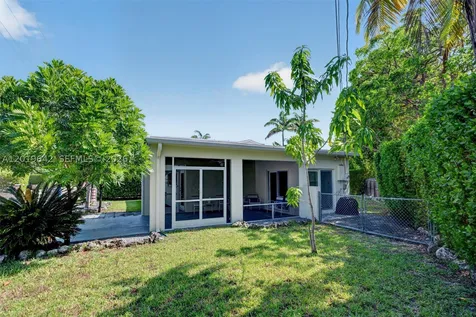 8 Ocean View Boulevard Key Largo FL 33037