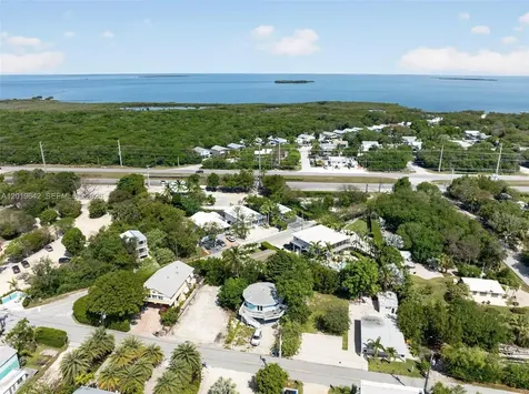 8 Ocean View Boulevard Key Largo FL 33037