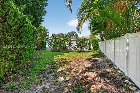 8 Ocean View Boulevard Key Largo FL 33037