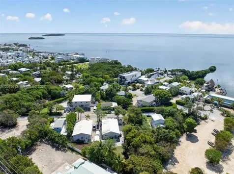 8 Ocean View Boulevard Key Largo FL 33037