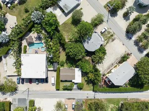 8 Ocean View Boulevard Key Largo FL 33037