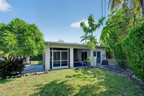 8 Ocean View Boulevard Key Largo FL 33037