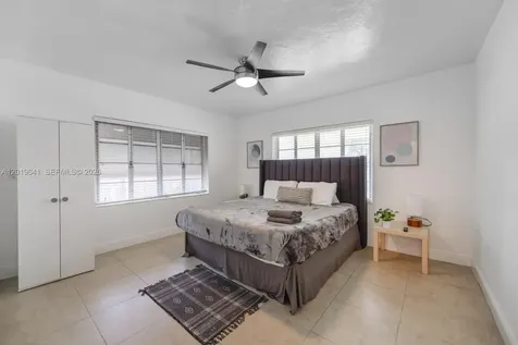 225 NW 14th Avenue Miami FL 33125